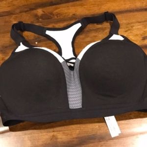 Victoria Secret Sports Bra 32DD